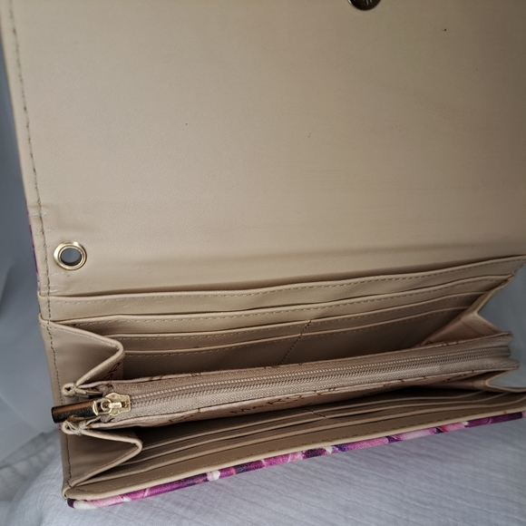 MARC New York wristlet tri-fold wallet Credit card holder Purple and flower. - Picture 5 of 11